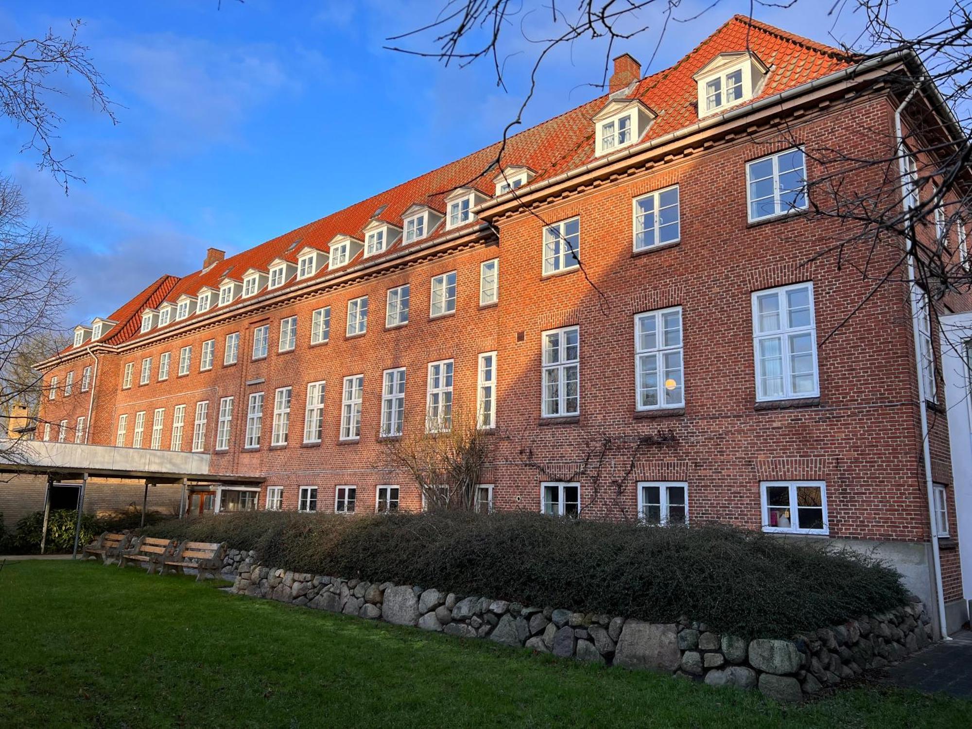 Emmaus Hostel Haslev Экстерьер фото