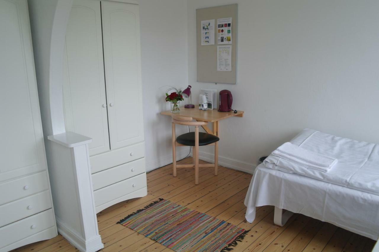 Emmaus Hostel Haslev Экстерьер фото