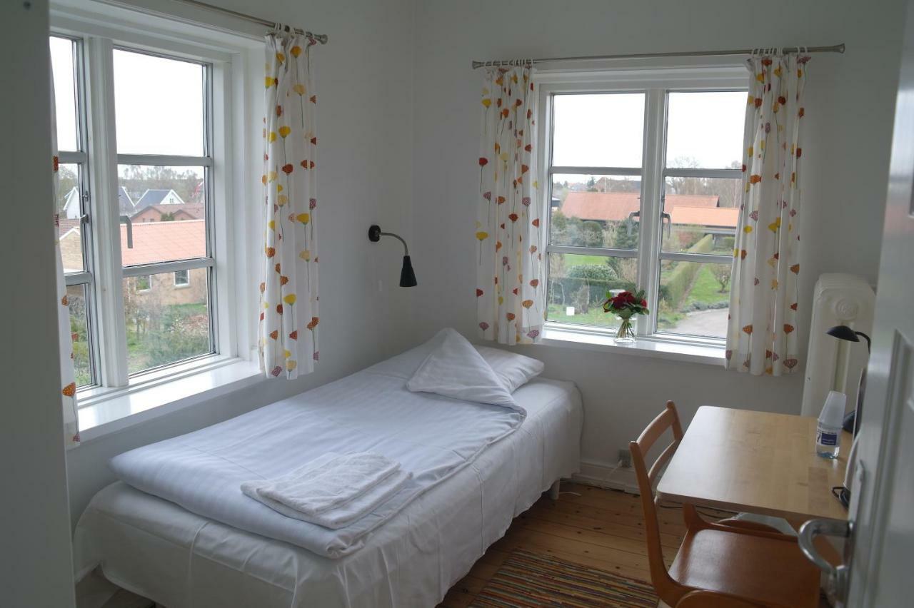 Emmaus Hostel Haslev Экстерьер фото
